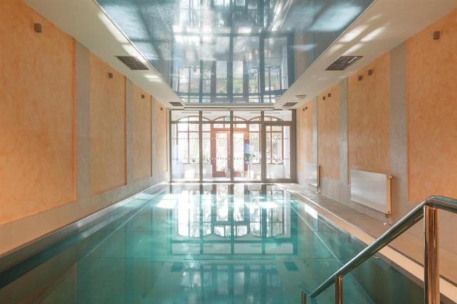 villa-smetana-ceska-republika-karlovy-vary-wellness-bazen.jpg