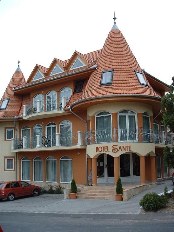 hotel-sante-heviz-hv05-pohled-na-hotel-1.jpg
