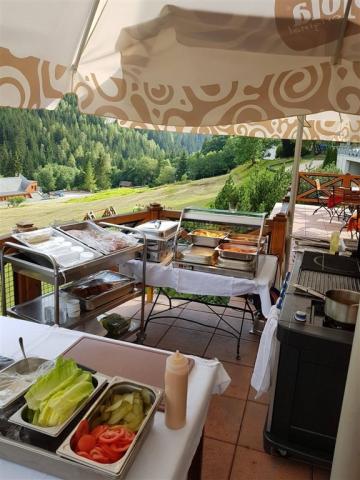 hotel-zatisi-ceska-republika-spindleruv-mlyn-restaurace-terasa-