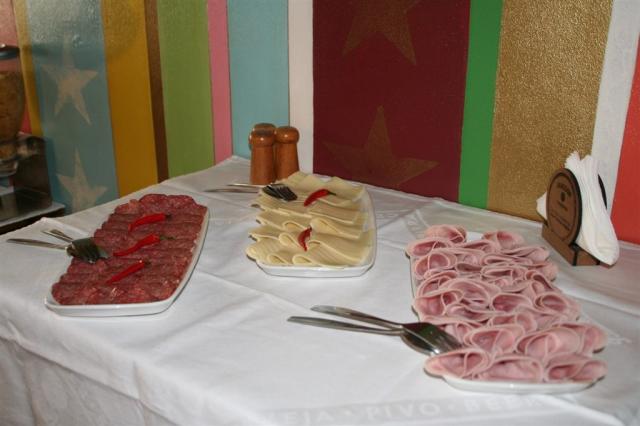 penzion-alfa-cesko-tabor-snidane.jpg