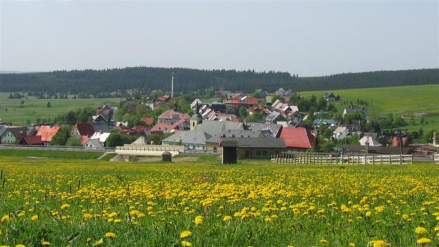 apartmany-stein-bozi-dar-foto-okoli-jaro.jpg