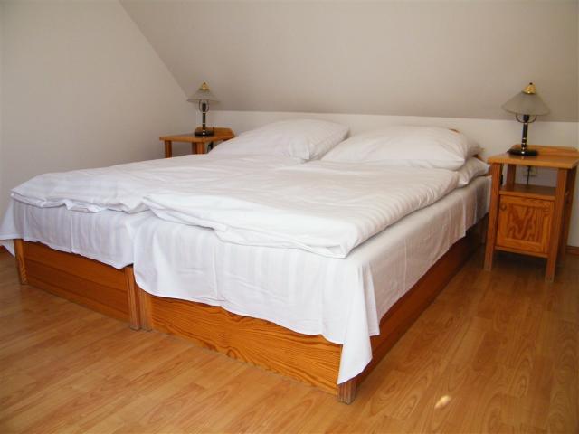 lazensky-hotel-jirasek-konstantinovy-lazne-pokoj1.jpg