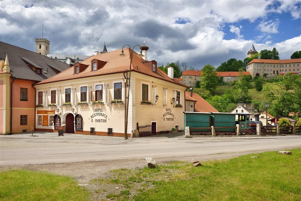 hotel-u-martina-cesko-rozmberk-nad-vltavou-pohled-na-hotel.jpg