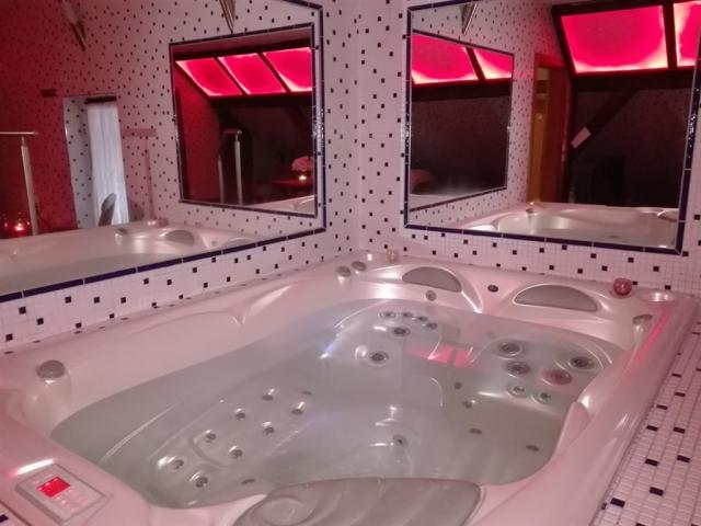 hotel-u-martina-cesko-rozmberk-nad-vltavou-virivka.jpg
