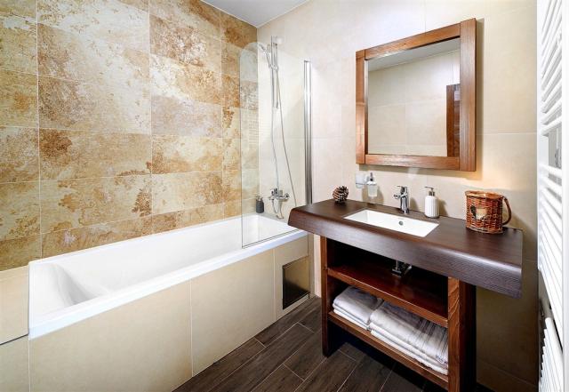 hotel-srdiecko-slovensko-chopok-apartman-srdiecko-koupelna.png