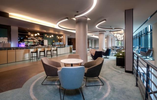 hunguest-hotel-bal-resort-madarsko-balatonnalmaldi-bla-bar.jpg