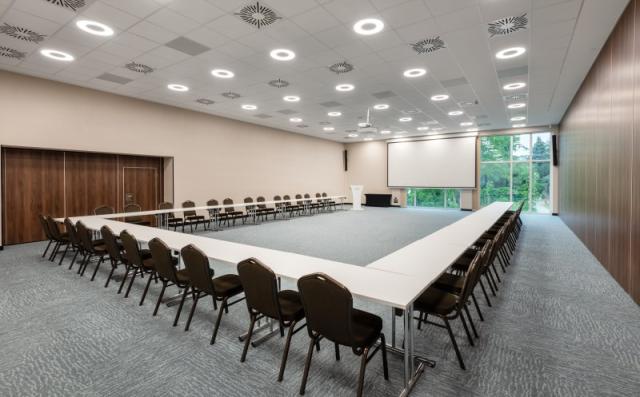 hunguest-hotel-bal-resort-madarsko-balatonnalmaldi-bla-konferen
