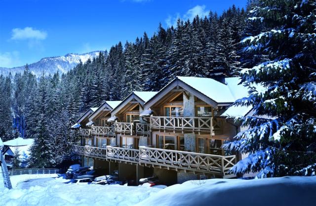 chalets-jasna-collection-slovensko-jasna-pohled-na-chaty-v-zime
