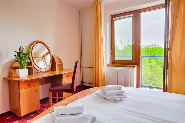 ensana-spa-smrdaky-slovensko-smrdaky-apartman-standard-morava (