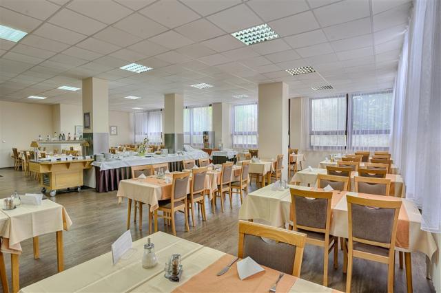 ensana-spa-smrdaky-slovensko-smrdaky-restaurace (2).jpg