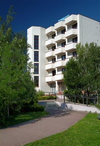 ensana-spa-smrdaky-slovensko-smrdaky-vietoris-pohled-na-hotel.j