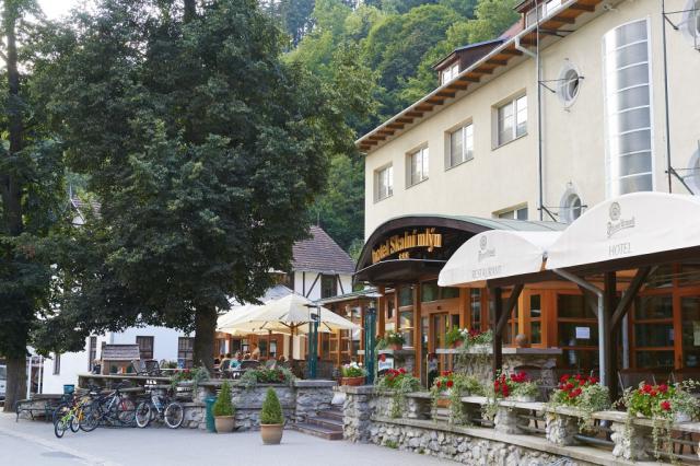 hotel-skalni-mlyn-blansko.jpg
