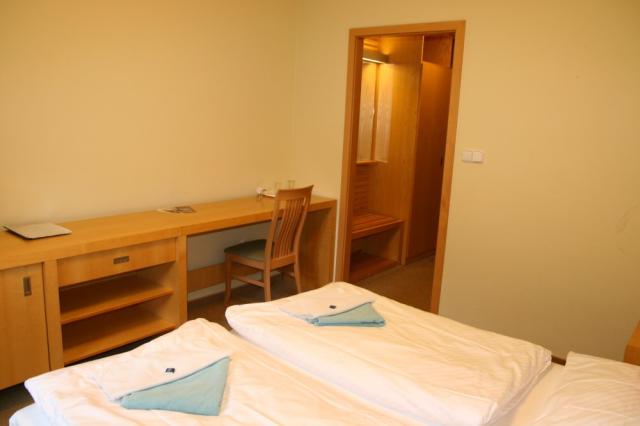 hotel-skalni-mlyn-blansko-ubytovani-vybaveni-pokoje-2.JPG