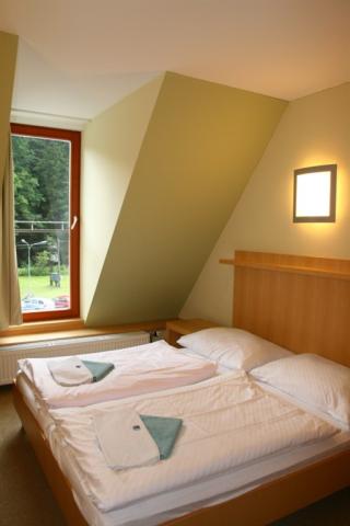 hotel-skalni-mlyn-blansko-ubytovani-vybaveni-pokoje-3.JPG