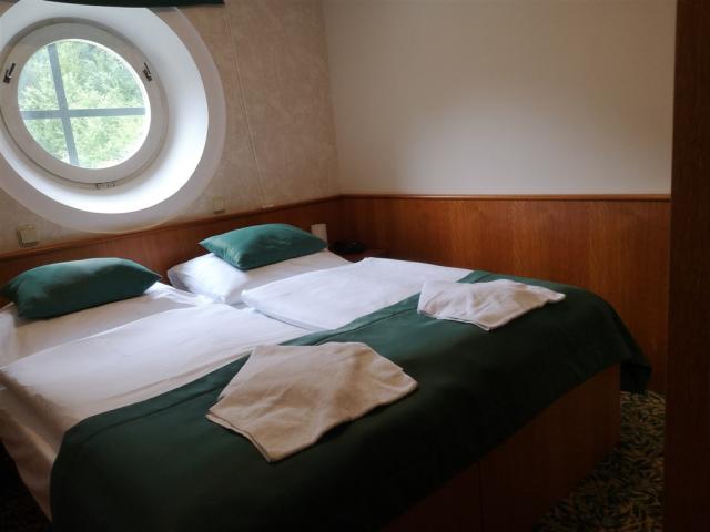 hotel-skalni-mlyn-blansko-apartmá4.jpg