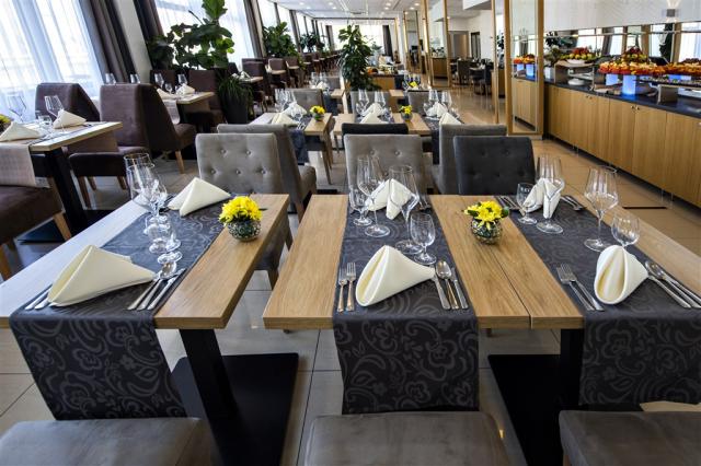 velka-fatra-slovensko-turcianske-teplice-restaurace (4).jpg