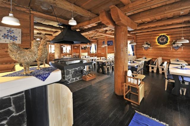 koliba-kamzík-slovenské-stary-smokovec-restaurace (4).jpg