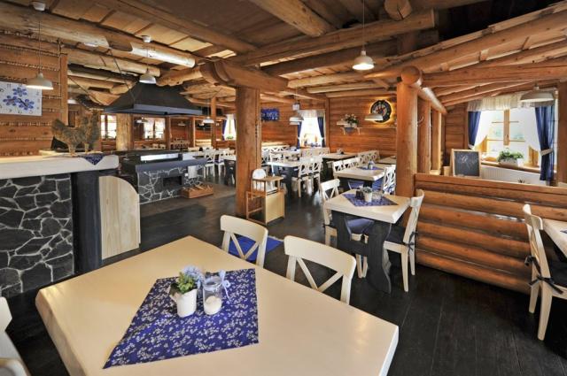 koliba-kamzík-slovenské-stary-smokovec-restaurace (6).jpg