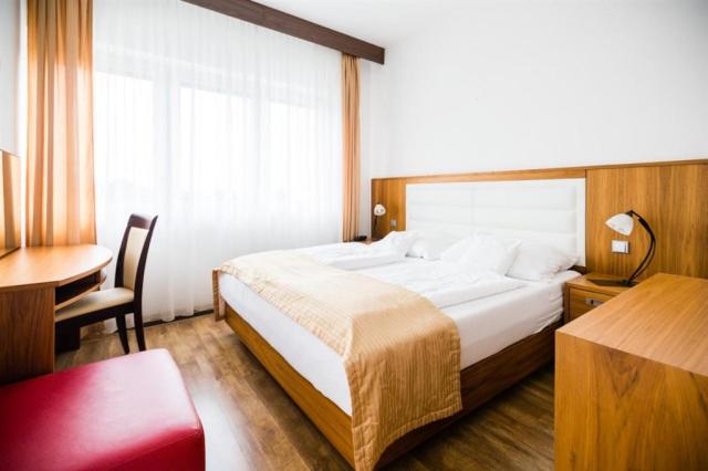 hotel-nivamare-ceska-republika-luhacovice-pokoj.jpg