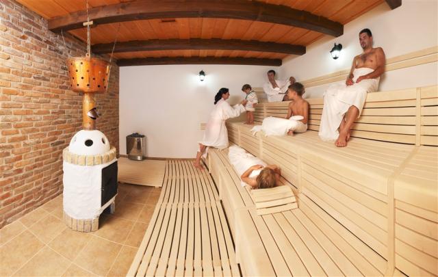 hotel-nivamare-ceska-republika-luhacovice-wellness-sauna.tif