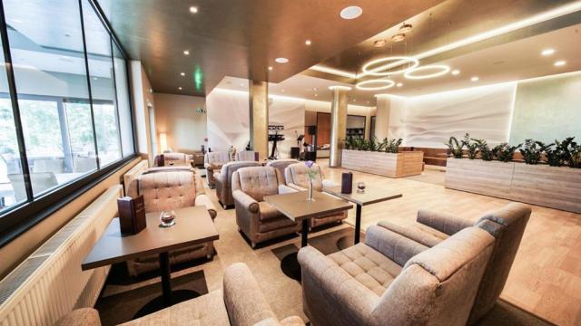 wellness-hotel-maj-slovensko-piestan-kavarna.jpg