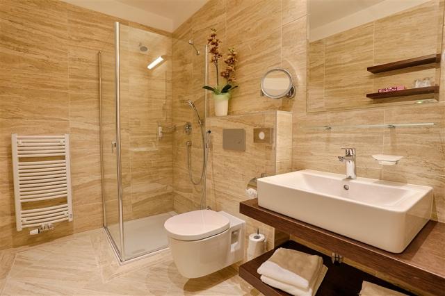hotel-pro-patria-slovensko-piestany-apartman-koupelna.jpg