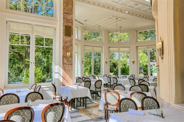 hotel-thermia-palace-slovensko-piestany-restaurace (5).jpg