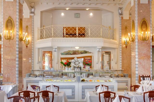 hotel-thermia-palace-slovensko-piestany-restaurace (3).jpg