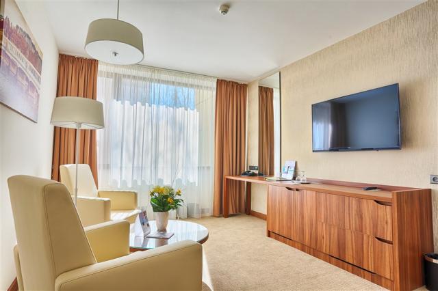 hotel-esplanade-slovensko-piestany-pokoj (5).jpg