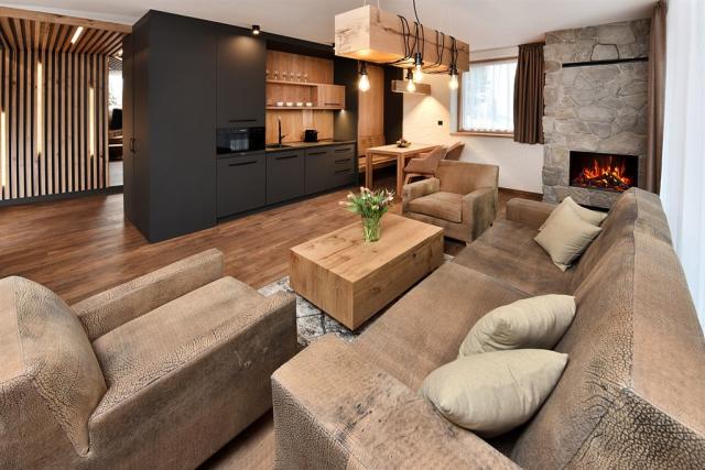 hotel-ovruc-slovensko-strbske-pleso-dvouluzkovy-apartman-s-pris