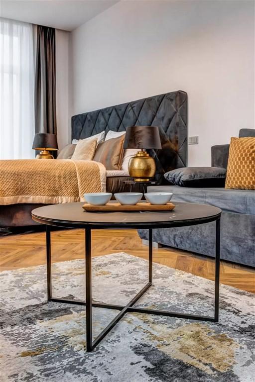 hotel-central-park-ceska-republika-podebrady-pokoj-king-and-que