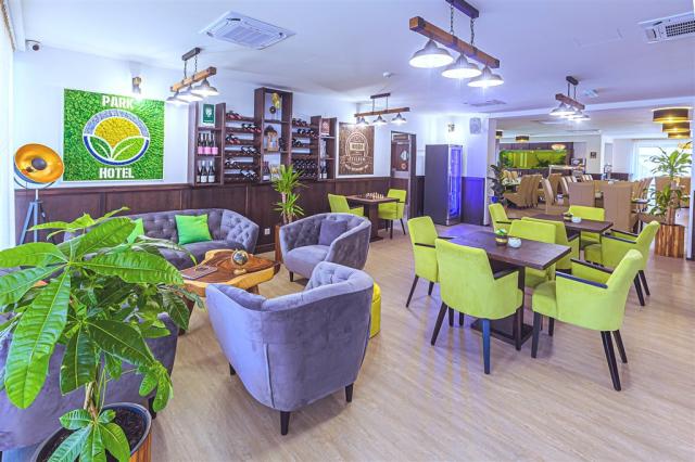 park-hotel-buk-madarsko-buk-restaurace-bar (2).jpg