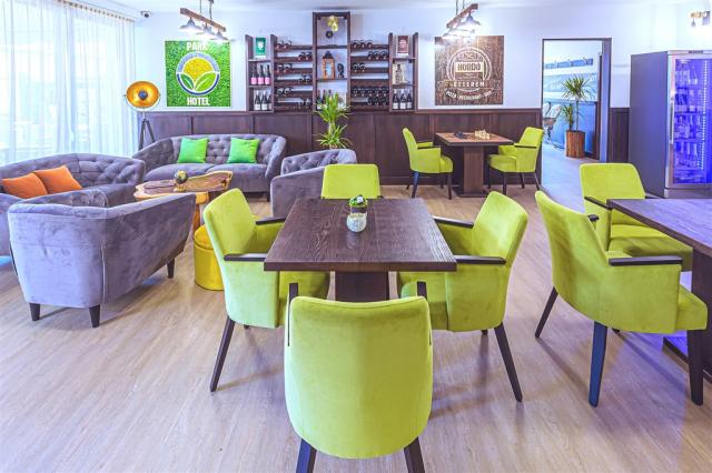 park-hotel-buk-madarsko-buk-restaurace-bar (3).jpg
