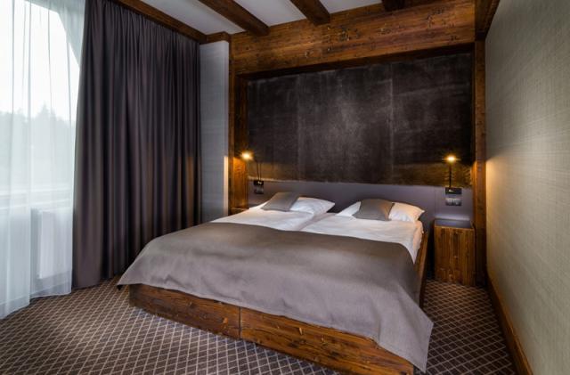 hotel-posta-slovensko-jasna-dvouluzkovy-pokoj-deluxe-saffron.pn