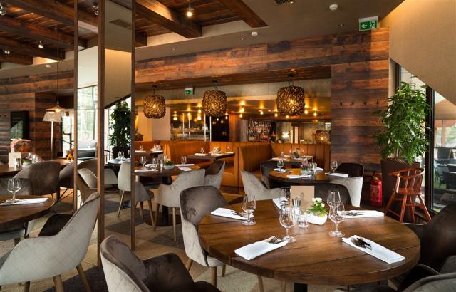 hotel-posta-slovensko-jasna-restaurace (2).jpg
