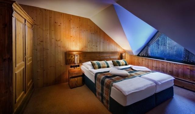 hotel-tri-studnicky-slovensko-jasna-dvouluzkovy-apartman (2).jp
