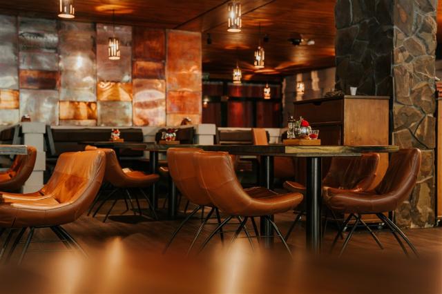 hotel-tri-studnicky-slovensko-jasna-restaurace.jpg