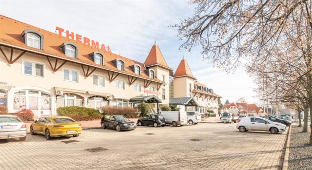 hotel-thermal-madarsko-mosonmagyarovar-pohled-na-hotel (2).jpg