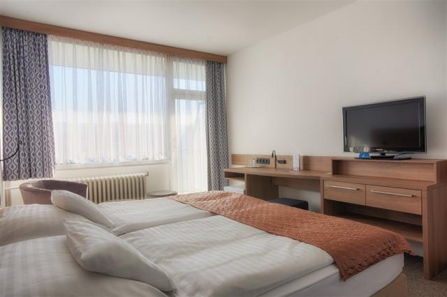 hotel-splendid-slovensko-piestany-pokoj-standard-kridlo-grand (
