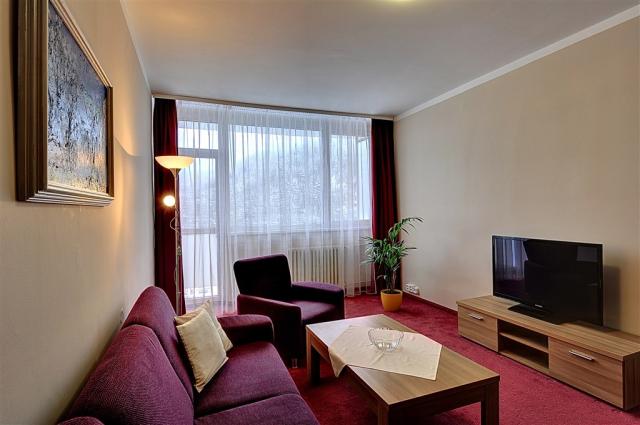 lazensky-hotel-akademik-behounek-jachymov-pokoj4.jpg