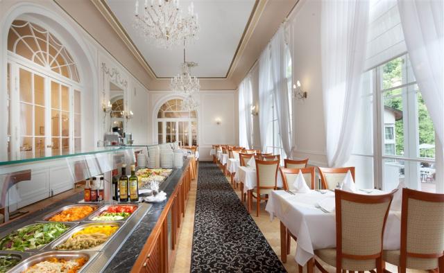 lazensky-hotel-radium-palace-cesko-jachymov-bufet-2.jpg