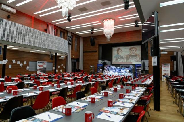 hotel-jezerka-ceska-republika-sec-konferencni-mistnost (2).jpg