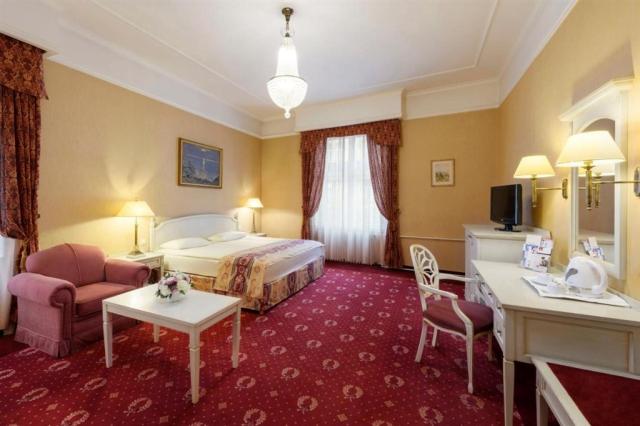 danubius-hotel-astoria-city-center-madarsko-budapest-apartman-c