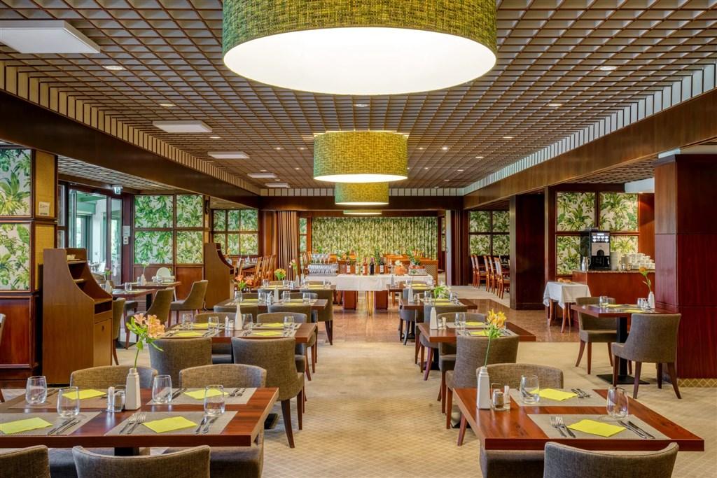 hotel-thermal-aqua-madarsko-heviz-restaurace.png
