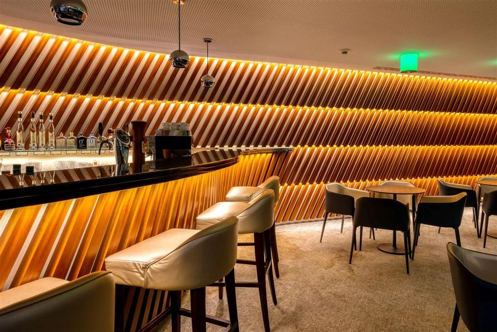 hotel-thermal-aqua-madarsko-heviz-bar.png
