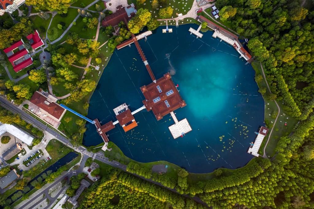 hotel-thermal-aqua-madarsko-heviz-lazne.png
