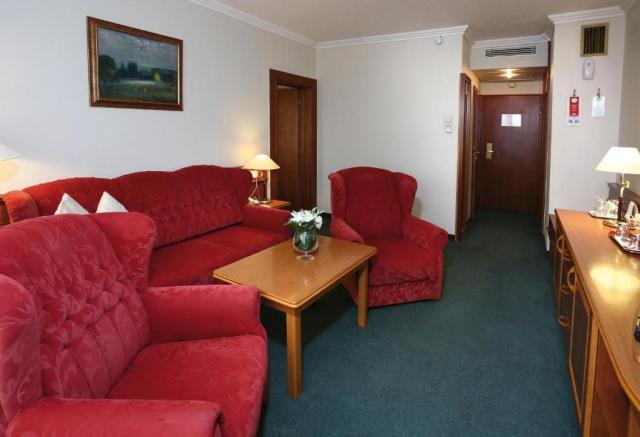 hotel-thermal-heviz-madarsko-heviz-dvouluzkovy-apartman.jpg