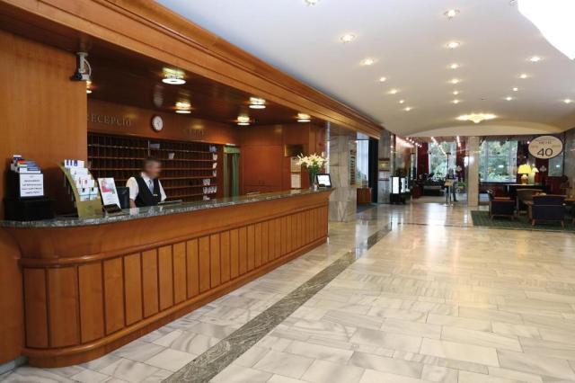 hotel-thermal-heviz-madarsko-heviz-recepce.jpg