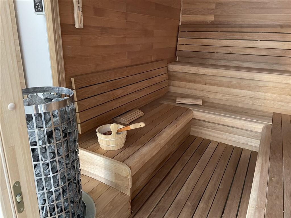 hotel-gyirmot-madarsko-gyor-wellness-sauna.jpg