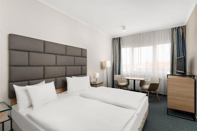 hotel-danubius-raba-madarsko-gyor-dvouluzkovy-pokoj-superior (3